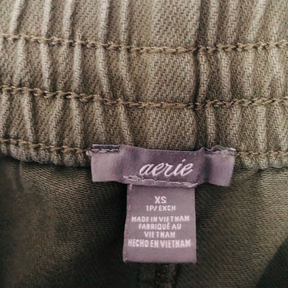 AERIE Green Frayed Denim Shorts With Elastic Waist & Pockets Size XS - Picture 5 of 6